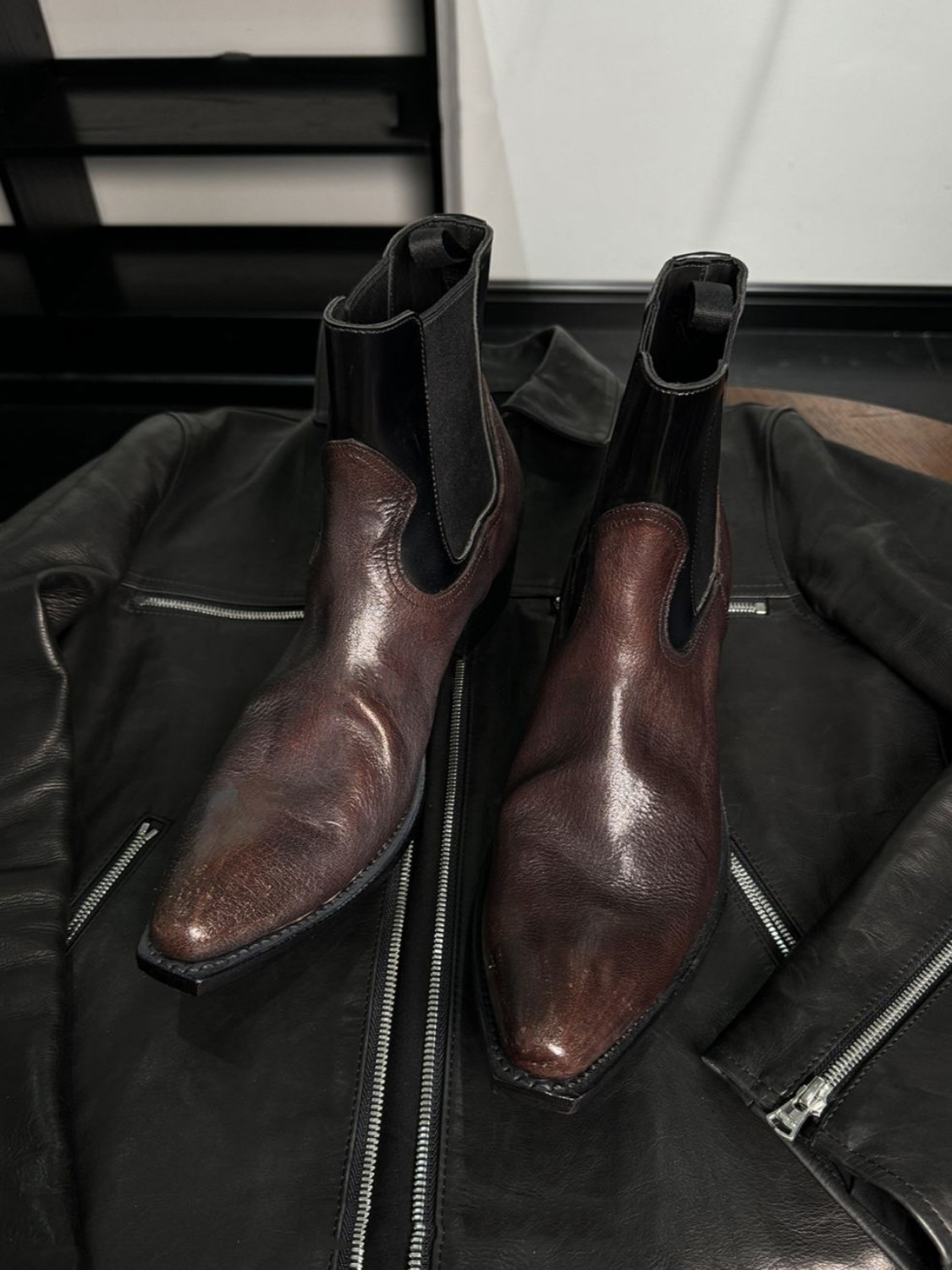 Men'S Shoes Smart - Męskie czarne skórzane botki Chelsea z
